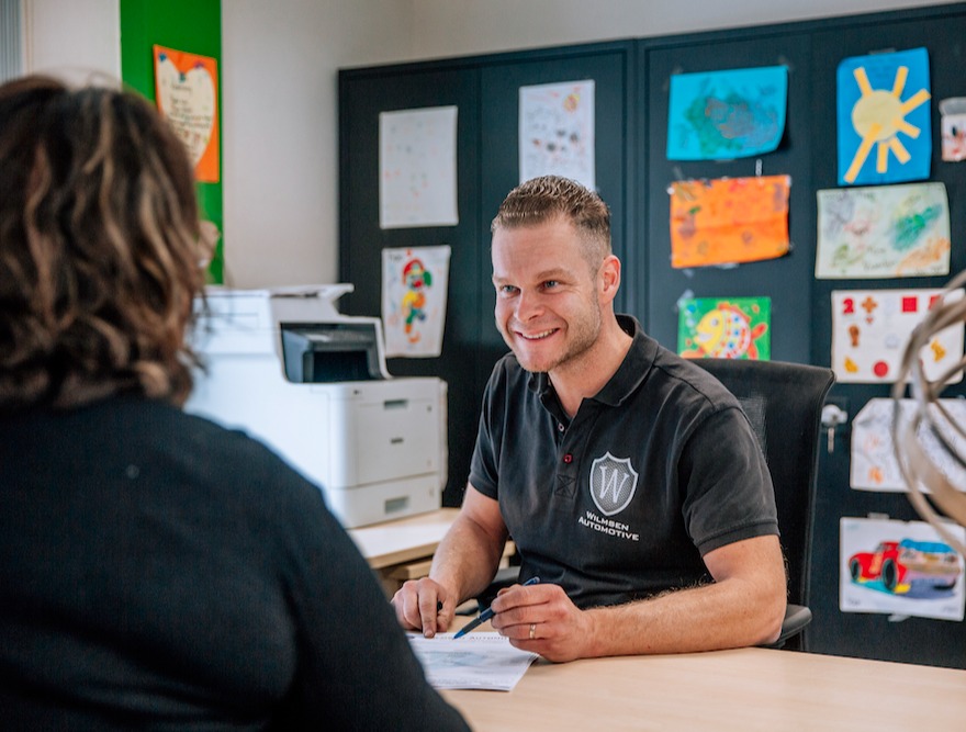 Common Image dinesten_images_1769078835.jpg Receptionist | Wilmsen Automotive