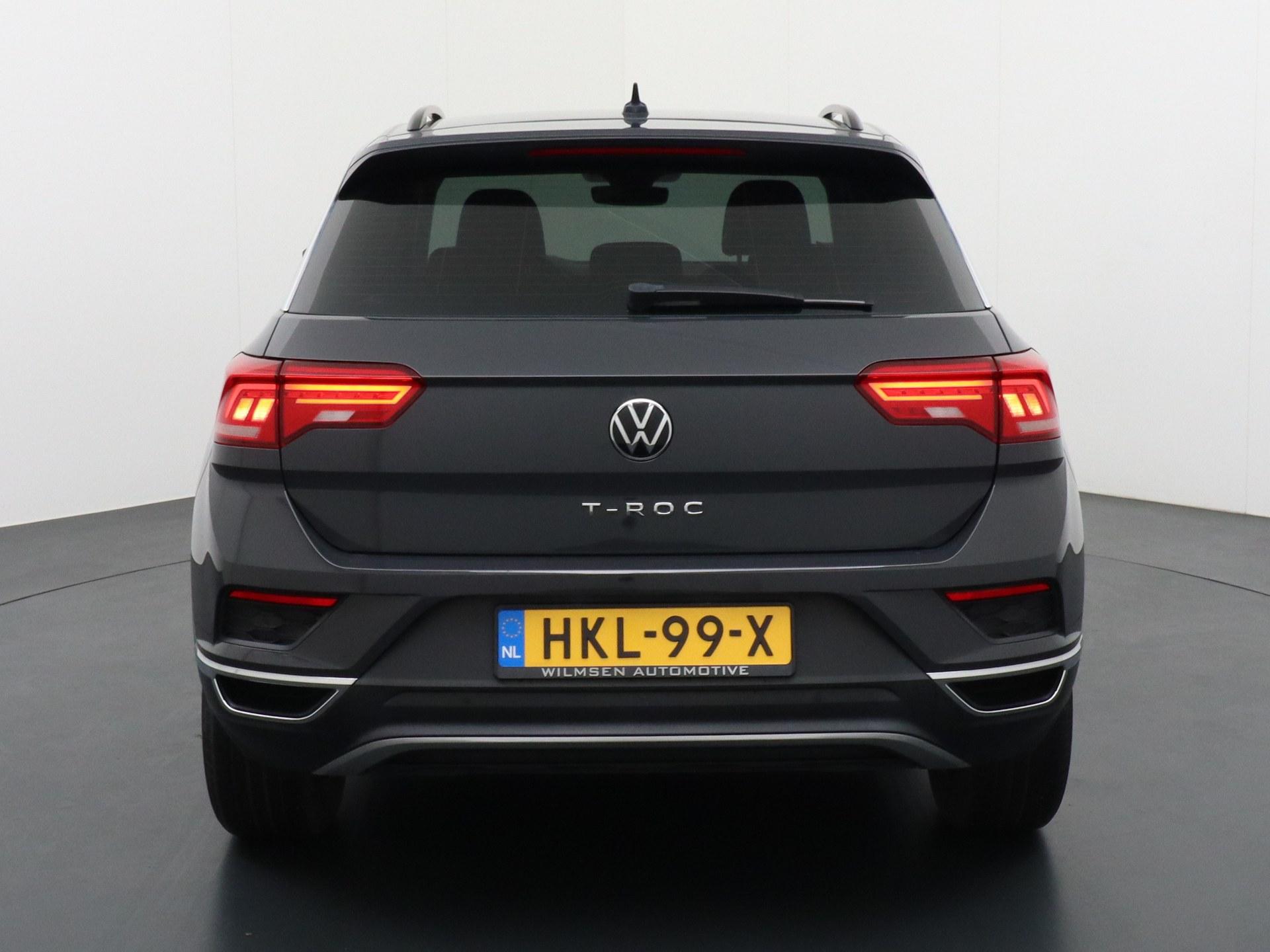 43992724-2.jpg