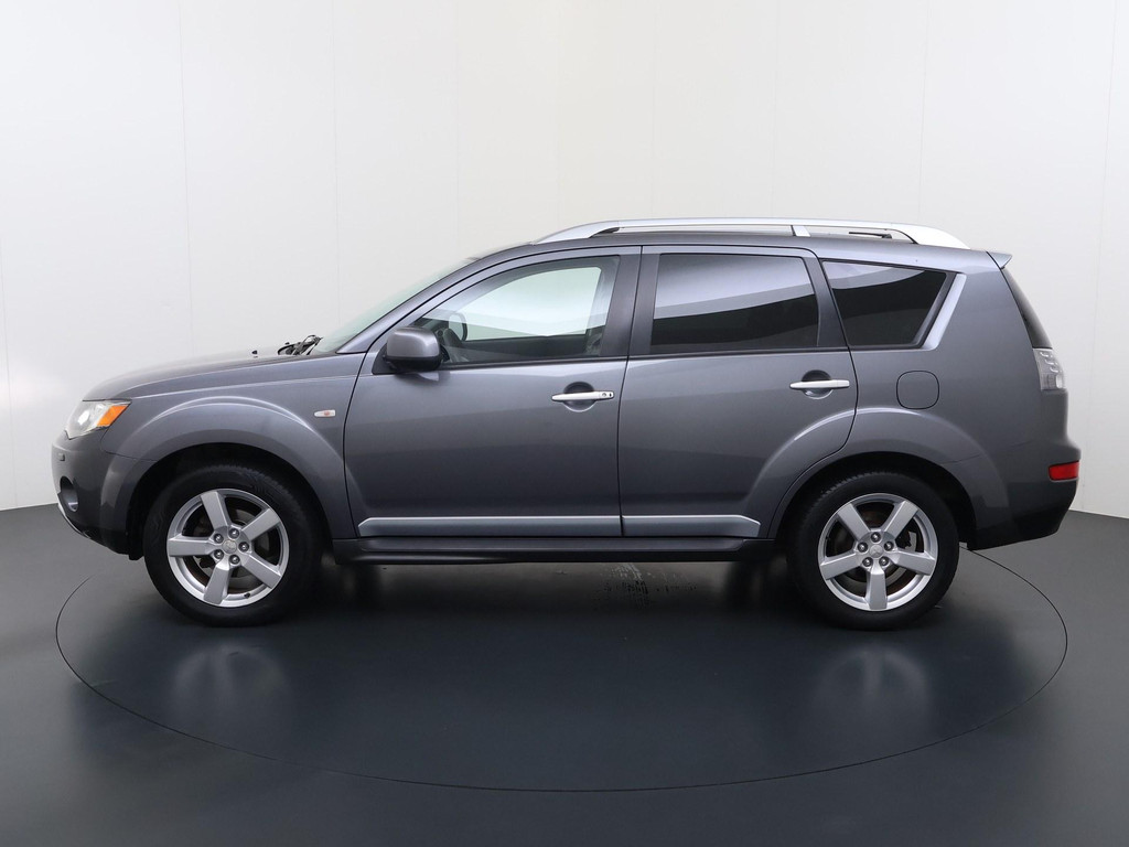 Mitsubishi Outlander 2.4 Intense+ Special Edition 56286481-1.jpg | Wilmsen Automotive
