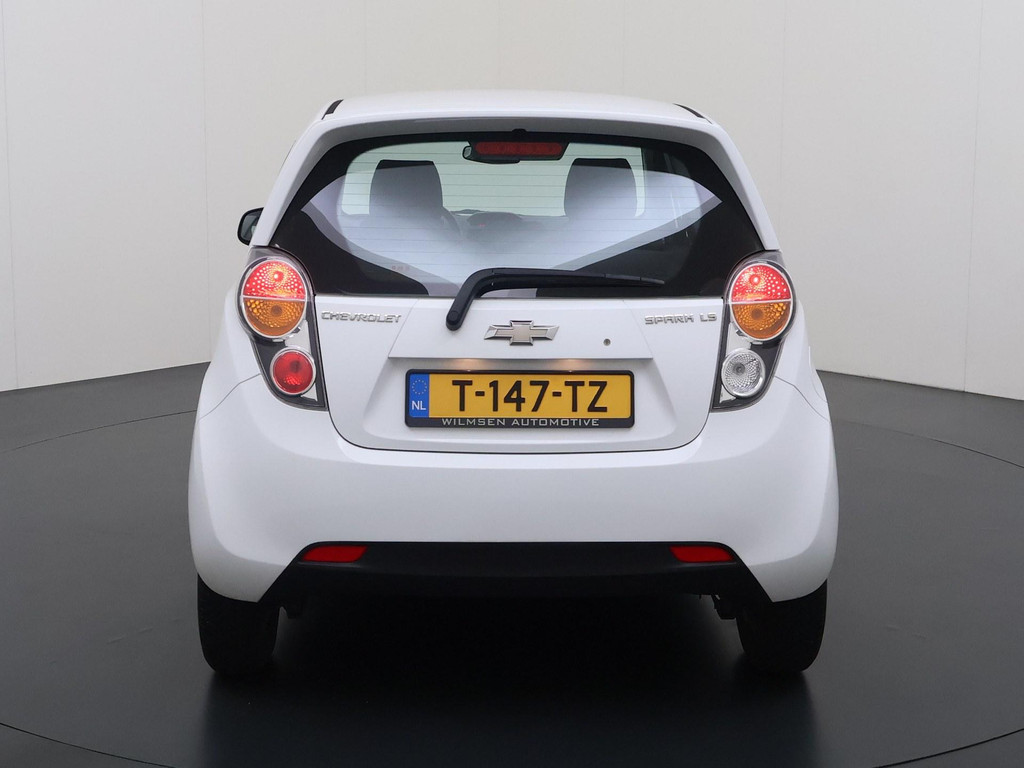 Chevrolet Spark 1.0 16V Spring Edition 57035555-2.jpg | Wilmsen Automotive
